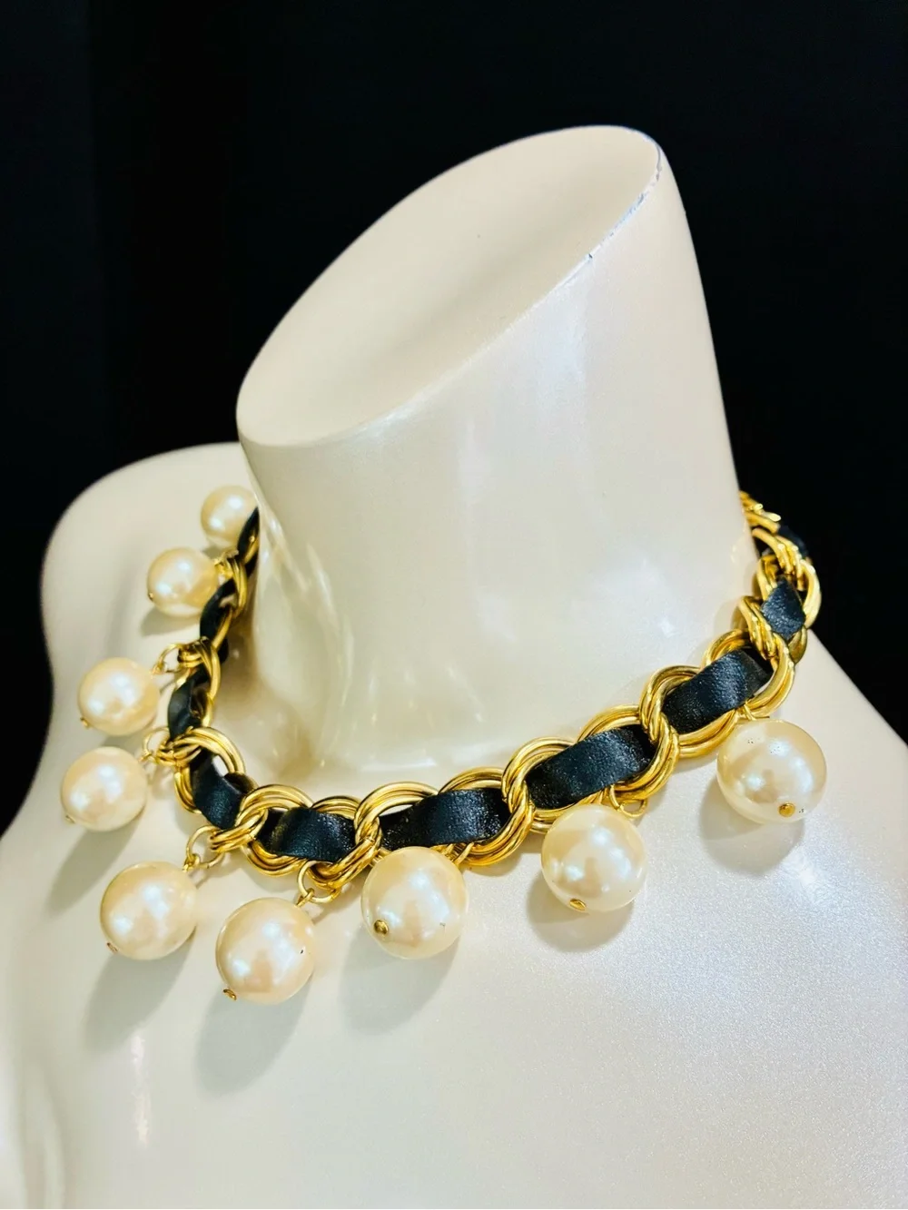 elegant gold